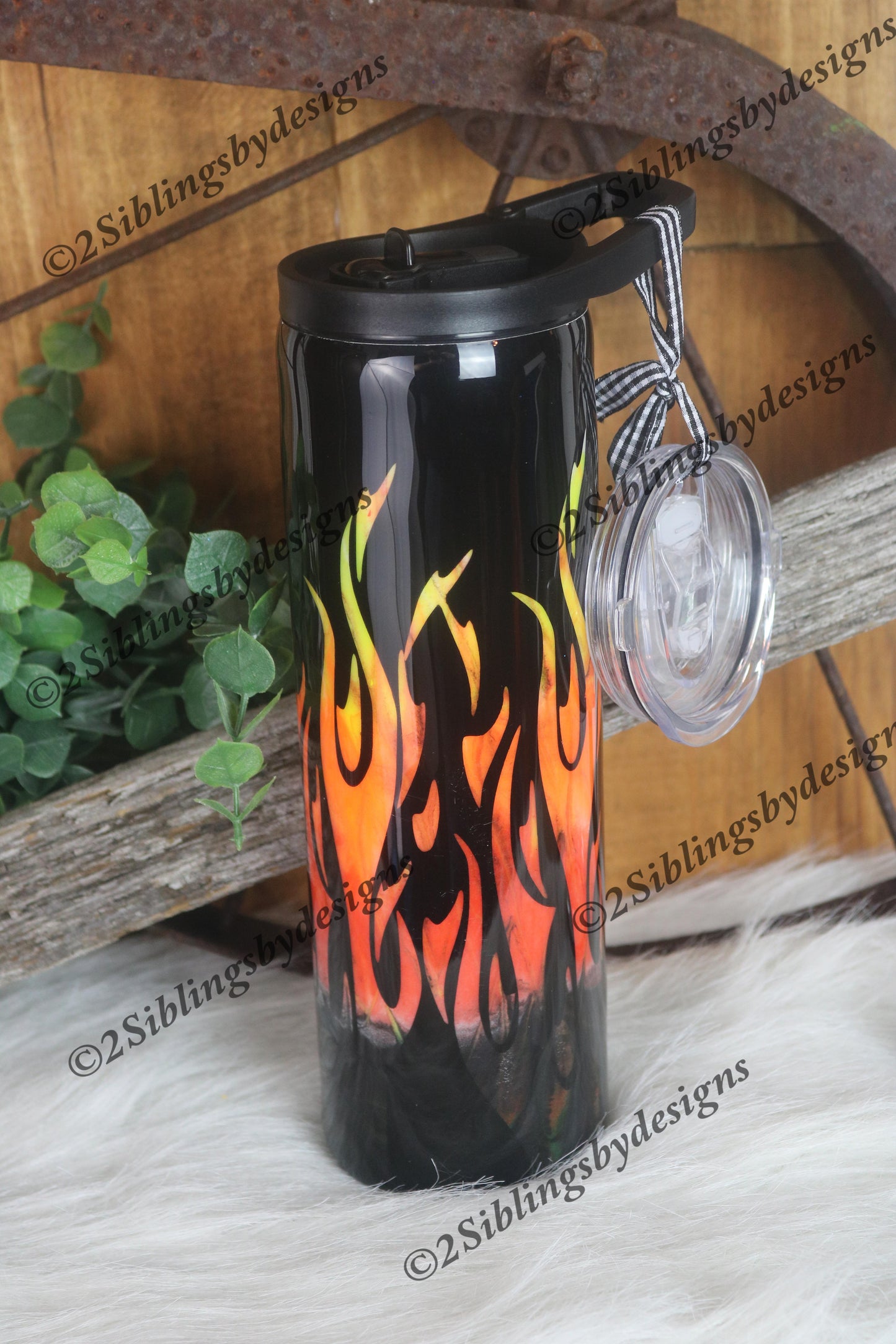 FIRE TUMBLER GLOWS IN DARK