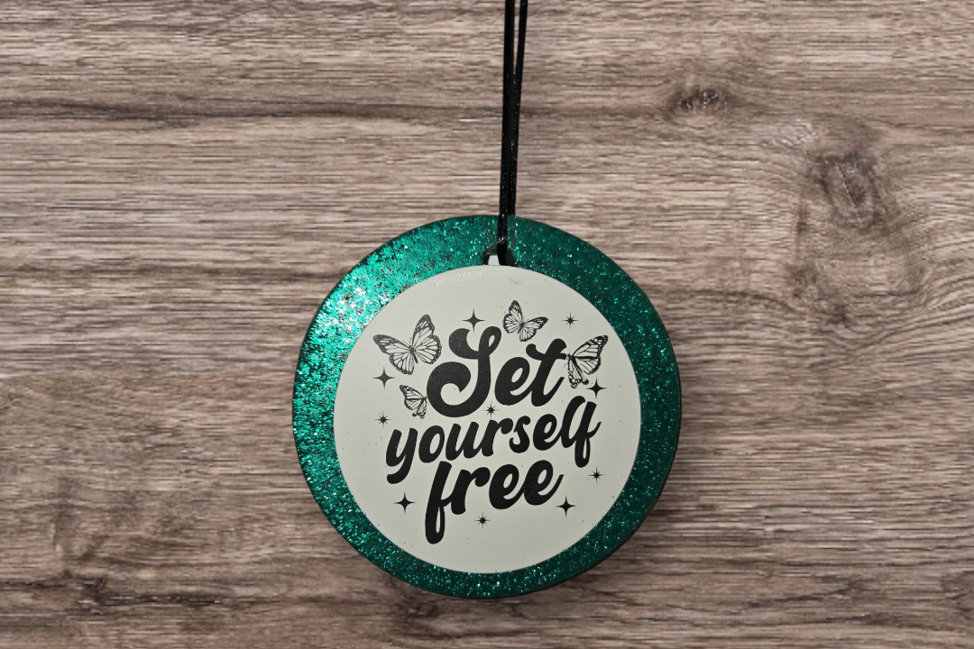 Let Yourself Free Freshie